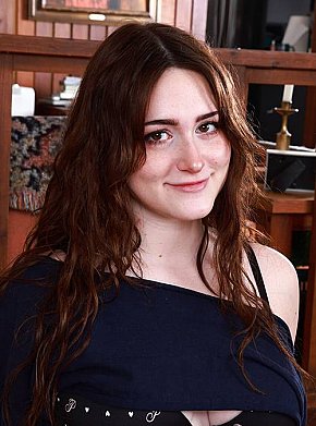 Joy Cu Puțini Clienți escort in  offers Sărut services