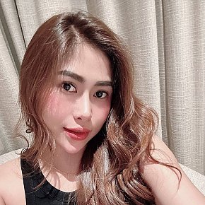 Mina Großer Busen escort in Abu Dhabi offers Girlfriend Experience (GFE) services