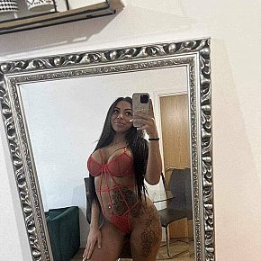 Tina escort in Dubai offers Girlfriend Experience (GFE) services