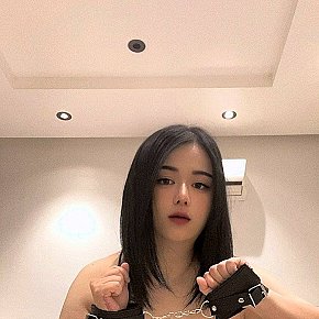 Luna escort in Riyadh