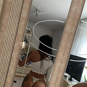 HungarianBabe Super Booty
 escort in Doha