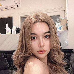Leena Model/Fost Model escort in Tokyo offers Oral fără Prezervativ services