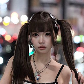 Leena Modelo/exmodelo
 escort in Osaka offers Mamada sin condón
 services