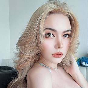 Leena Model/Fost Model escort in Tokyo offers Oral fără Prezervativ services