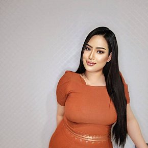 Reem BBW escort in Abu Dhabi offers Squirting services