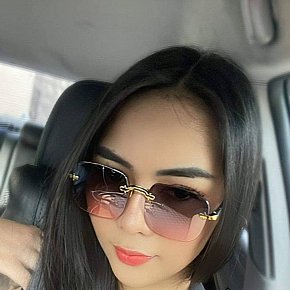 Lovely Model /Ex-model
 escort in Kuala Lumpur offers Girlfriend Experience (GFE) services