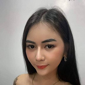 Lovely Model /Ex-model
 escort in Kuala Lumpur offers Girlfriend Experience (GFE) services