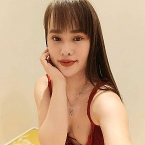 Veny escort in Salalah  offers Garganta Profunda services