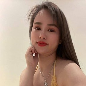 Veny escort in Salalah  offers Garganta Profunda services