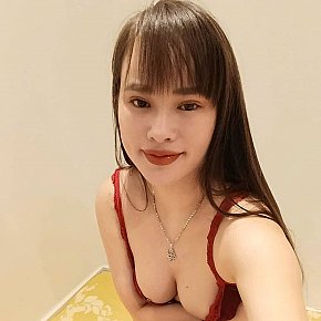 Veny escort in Salalah  offers Garganta Profunda services