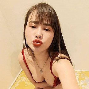 Veny escort in Salalah  offers Garganta Profunda services