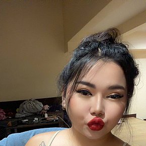Rose escort in  offers Ejaculação na boca services