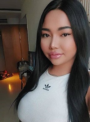 Rose escort in  offers Ejaculação na boca services