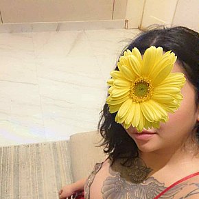 Rose escort in  offers Ejaculação na boca services