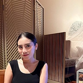 Dania escort in Singapore City