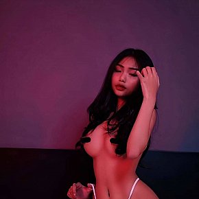 Zihan Super-culo escort in Doha offers Sborrata in bocca services