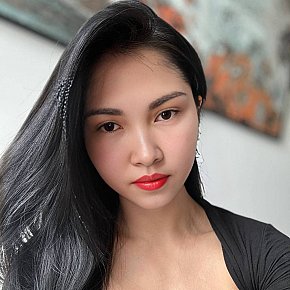 Clarra escort in 
