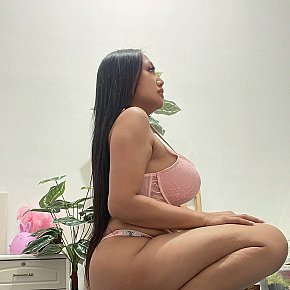 Linda escort in Abu Dhabi offers 69 Position services
