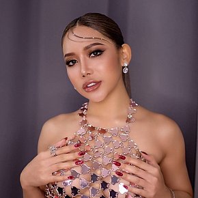 Ellie escort in Koh Samui offers Körperbesamung services