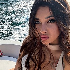 Tina Superpeituda escort in Paris offers Ejaculação na boca services