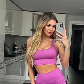 Rizzo Modèle/Ex-modèle escort in London offers Pipe sans capote services