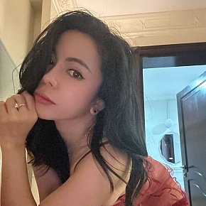 Mina escort in Doha offers Oral fără Prezervativ services
