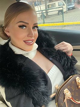 Katya24