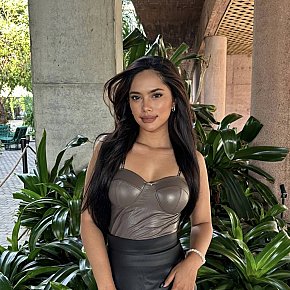 Jesslyn escort in Kuta Bali offers Esguichar services