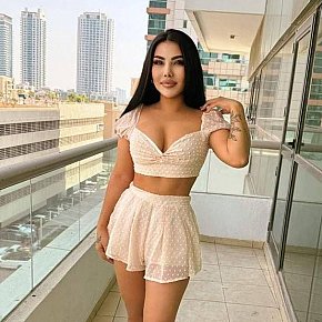 Aliya escort in Dubai offers Pompino senza preservativo services