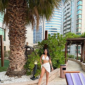 Aliya escort in Dubai offers Facesitting services