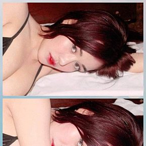 Zarah Pequeña Y Delgada escort in Hong Kong offers Masaje sensual de cuerpo completo
 services