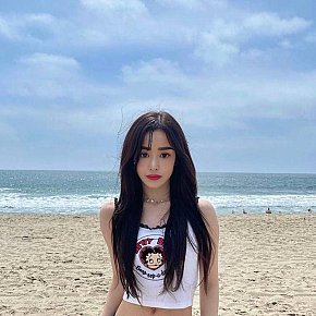 Zarah Pequeña Y Delgada escort in Hong Kong offers Masaje sensual de cuerpo completo
 services