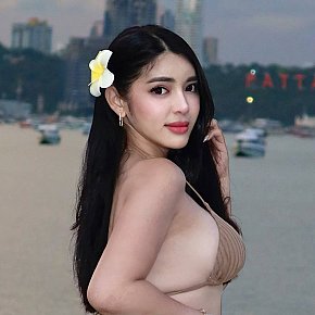 Kira escort in Bali offers Girlfriend Experience (GFE) services