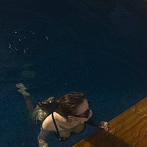 Vikki escort in 