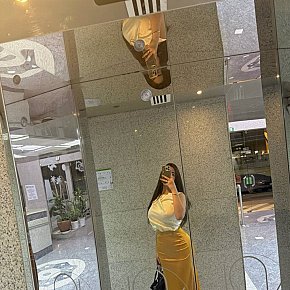 Haifa escort in Abu Dhabi offers Maîtresse (soft) services