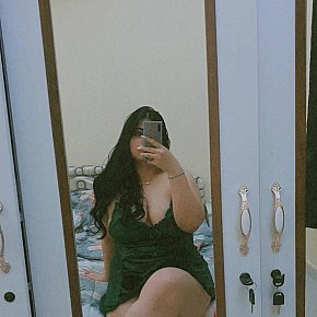 Mona-Lux Sâni Mari
 escort in 