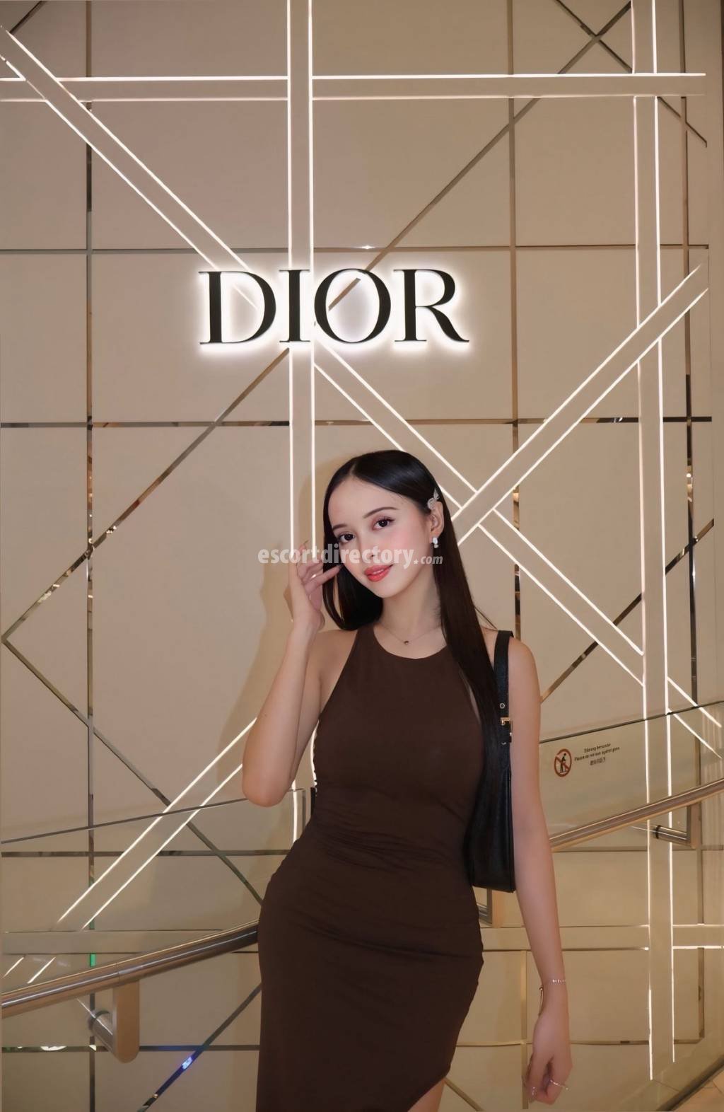 Hot girl in Manila offers Girlfriend Experience(GFE)