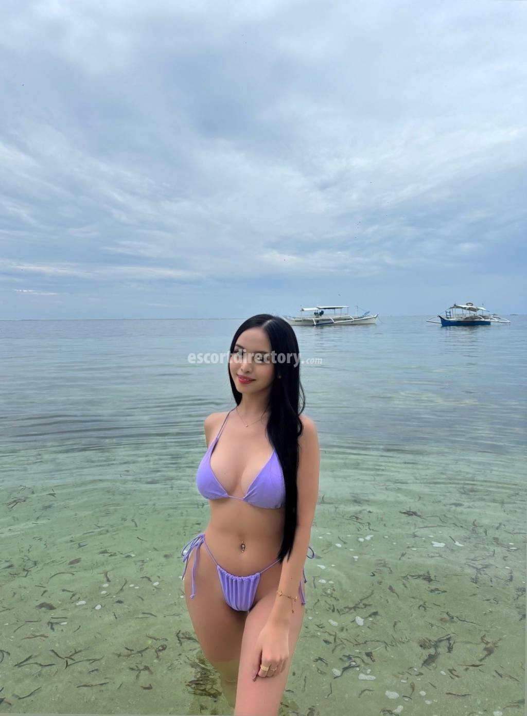 Hot girl in Manila offers Girlfriend Experience(GFE)