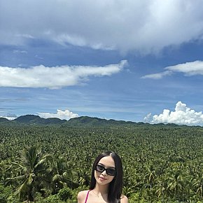 Hot girl in Manila offers Girlfriend Experience(GFE)