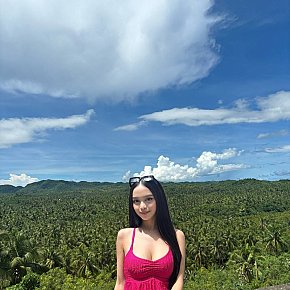 Kahaya performs Girlfriend Experience(GFE), escort in Manila