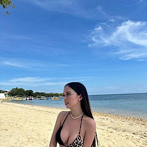 Bella escort in Manila offers Girlfriend Experience (GFE) services