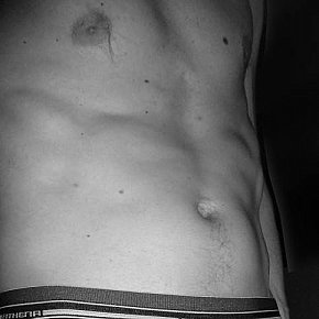 SexPositiveHuman escort in Metz offers BDSM services