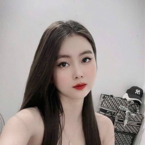 Anna escort in Singapore City offers Kissing services