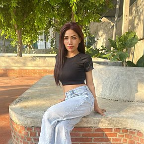 Cookie escort in  offers Masaje sensual de cuerpo completo
 services