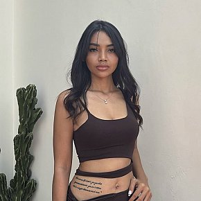 Valerie Petite
 escort in Kuta Bali