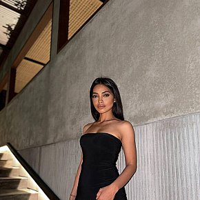 Valerie Petite
 escort in Kuta Bali