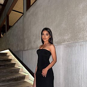 Valerie Petite
 escort in Kuta Bali
