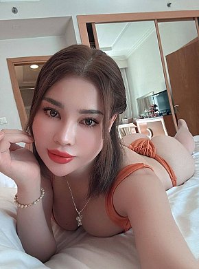 Joile escort in 