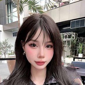 Hana escort in Dubai offers Cum in Mouth services