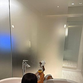 Samara Super-forte Di Seno escort in Doha offers Video privato services